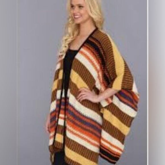 RVCA  Multicolor Poncho. XS - Picture 1 of 8